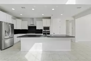 13810 W Calle De Baca Ln, Peoria, AZ 85383 - Photo 5