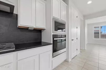13810 W Calle De Baca Lane, Peoria, AZ 85383 - Photo 7