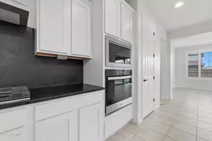 13810 W Calle De Baca Ln, Peoria, AZ 85383 - Photo 7