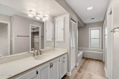 5200 S Lakeshore Drive #207, Tempe, AZ 85283 - Photo 17