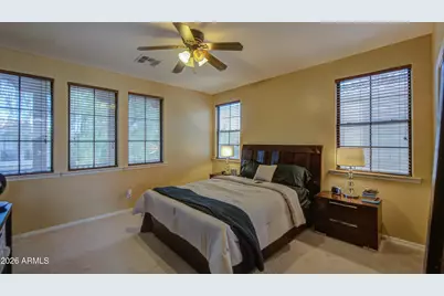 2404 W Dusty Wren Drive, Phoenix, AZ 85085 - Photo 21