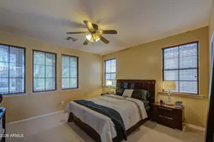 2404 W Dusty Wren Dr, Phoenix, AZ 85085 - Photo 21