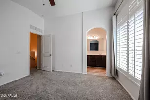 2725 E Mine Creek Rd, Phoenix, AZ 85024 - Photo 13