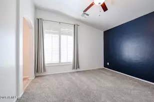 2725 E Mine Creek Rd, Phoenix, AZ 85024 - Photo 11
