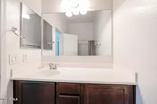 2725 E Mine Creek Rd, Phoenix, AZ 85024 - Photo 21