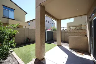 2725 E Mine Creek Rd, Phoenix, AZ 85024 - Photo 25