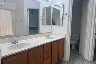8743 W Sierra Vista Dr, Glendale, AZ 85305 - Photo 7