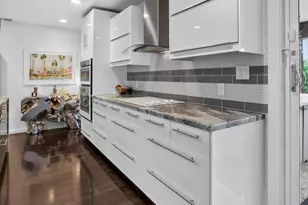 8002 E Hubbell St, Scottsdale, AZ 85257 - Photo 13