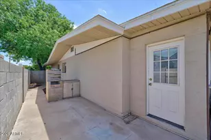 3135 W Augusta Ave, Phoenix, AZ 85051 - Photo 25