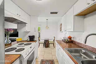 8857 N 12th Pl, Phoenix, AZ 85020 - Photo 3
