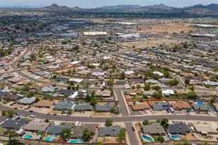 2290 W Village Dr, Phoenix, AZ 85023 - Photo 23