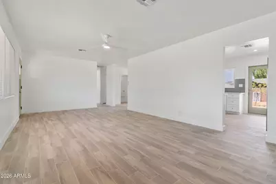2290 W Village Drive, Phoenix, AZ 85023 - Photo 3