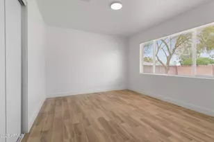 2290 W Village Dr, Phoenix, AZ 85023 - Photo 17