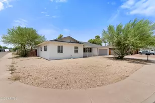2290 W Village Dr, Phoenix, AZ 85023 - Photo 27