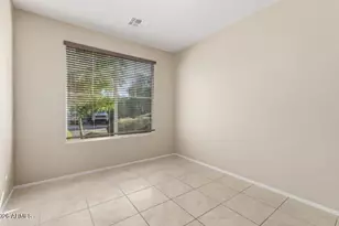 4730 W Gelding Dr, Glendale, AZ 85306 - Photo 15