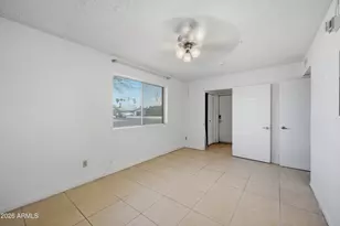 540 S Valencia, Mesa, AZ 85202 - Photo 13