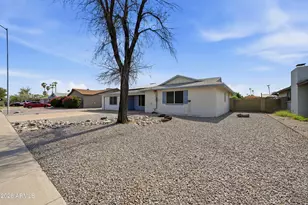 540 S Valencia, Mesa, AZ 85202 - Photo 3