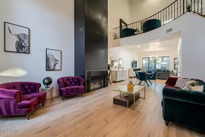 4552 N 52nd Place, Phoenix, AZ 85018 - Photo 5