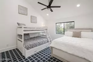 4552 N 52nd Pl, Phoenix, AZ 85018 - Photo 19