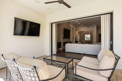 3927 E Crittenden Lane, Phoenix, AZ 85018 - Photo 43