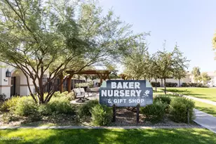 3927 E Crittenden Ln, Phoenix, AZ 85018 - Photo 53