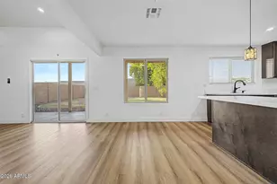 916 E Harwell Rd, Phoenix, AZ 85042 - Photo 5