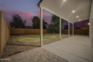 916 E Harwell Rd, Phoenix, AZ 85042 - Photo 23