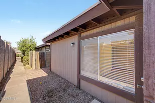 826 S Casitas Dr, Tempe, AZ 85281 - Photo 27
