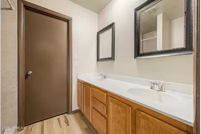 826 S Casitas Drive #B, Tempe, AZ 85281 - Photo 13