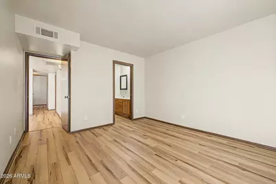 826 S Casitas Drive #B, Tempe, AZ 85281 - Photo 11