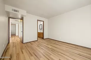 826 S Casitas Dr, Tempe, AZ 85281 - Photo 11