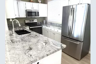 1238 E Kerry Lane, Phoenix, AZ 85024 - Photo 5