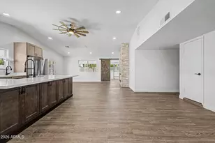18261 N 1st Ave, Phoenix, AZ 85023 - Photo 7