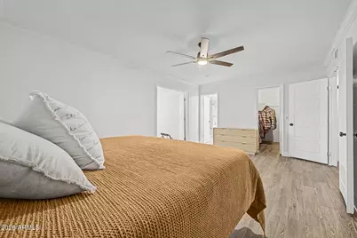 18261 N 1st Avenue, Phoenix, AZ 85023 - Photo 17