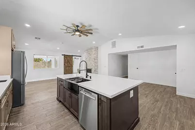 18261 N 1st Avenue, Phoenix, AZ 85023 - Photo 13