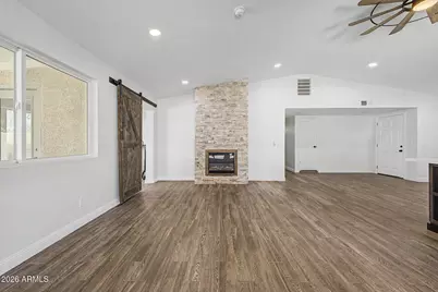 18261 N 1st Avenue, Phoenix, AZ 85023 - Photo 9