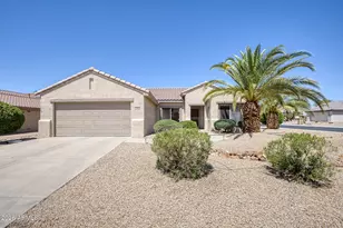 17622 N Eagle Crest Dr N, Surprise, AZ 85374 - Photo 1