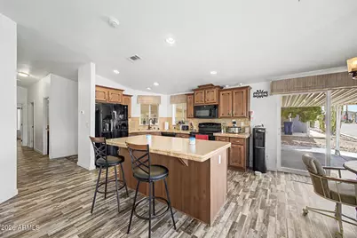 2208 W Baseline Avenue #86, Apache Junction, AZ 85120 - Photo 11