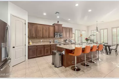 9108 S 15th Way, Phoenix, AZ 85042 - Photo 11