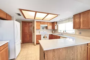 9845 W Rimrock Dr, Peoria, AZ 85382 - Photo 17