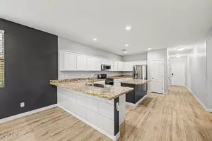 2318 W Alicia Dr, Phoenix, AZ 85041 - Photo 11