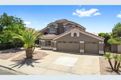 713 W Johnson Drive, Gilbert, AZ 85233 - Photo 1