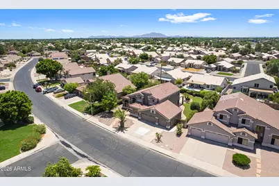 713 W Johnson Drive, Gilbert, AZ 85233 - Photo 53