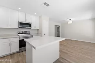 7214 W Sierra Vista Dr, Glendale, AZ 85303 - Photo 15