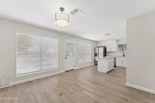 7214 W Sierra Vista Dr, Glendale, AZ 85303 - Photo 9