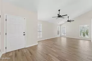 7214 W Sierra Vista Dr, Glendale, AZ 85303 - Photo 3