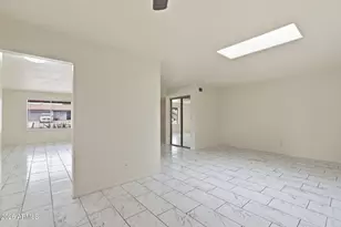 4731 W Paradise Ln, Glendale, AZ 85306 - Photo 9