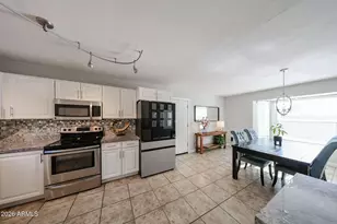 1502 E Wescott Dr, Phoenix, AZ 85024 - Photo 41