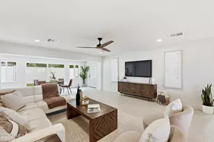 524 W Harmont Dr, Phoenix, AZ 85021 - Photo 7
