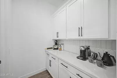 8432 W Solano Drive, Glendale, AZ 85305 - Photo 9